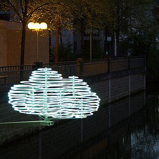 Lichtkunstwerk Cumulus von Thorsten Goldberg der Lichtpromenade Lippstadt